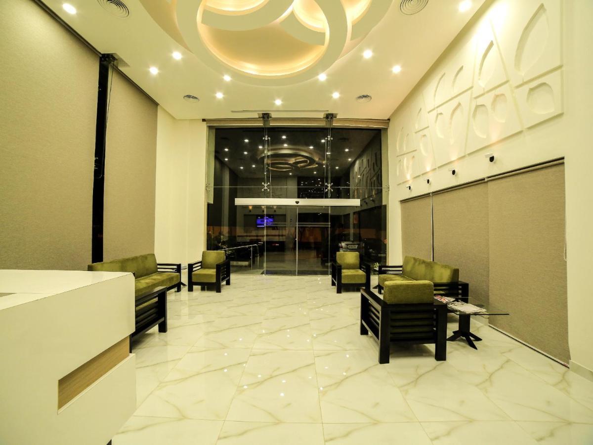 Hotel The Basil Park Bhavnagar Exterior foto