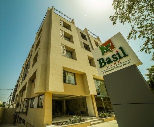 Hotel The Basil Park Bhavnagar Exterior foto